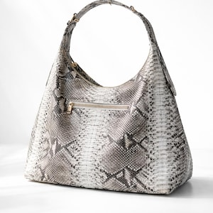 Bolsa Hobo em Couro de Píton Genuíno – Bolsa de Ombro de Luxo em Pele de Cobra – Bolsa de Couro Exótica Feminina – Peça Marcante