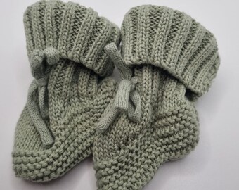 Chaussettes bébé en tricot