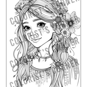 Puede incluir: Un dibujo en blanco y negro de una mujer con el pelo largo y suelto adornado con flores. Lleva un collar y una blusa estampada. El dibujo es detallado e intrincado, con un enfoque en el cabello de la mujer y las flores.