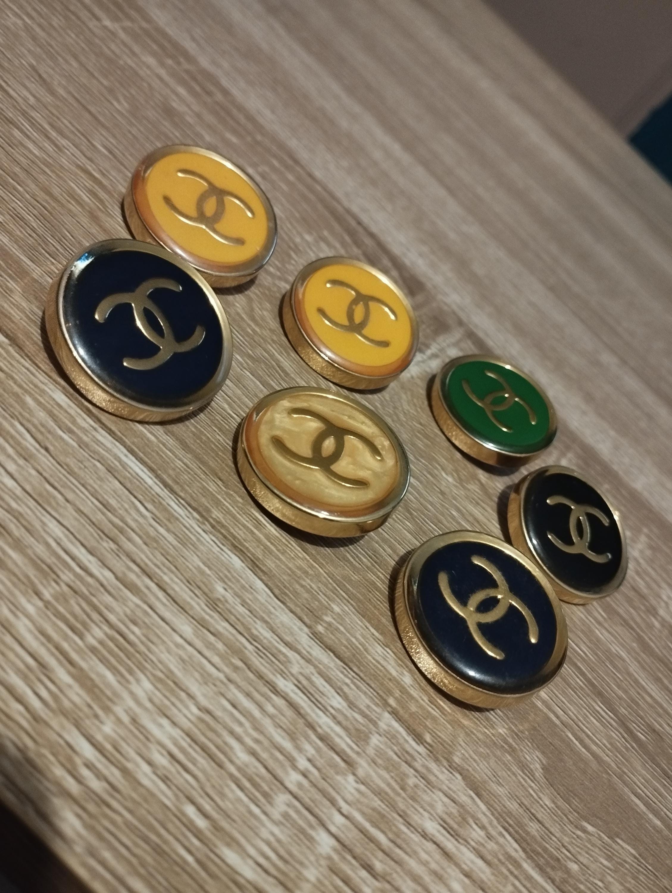 Authentic chanel buttons - Etsy 日本 Authentic chanel buttons - Etsy 日本