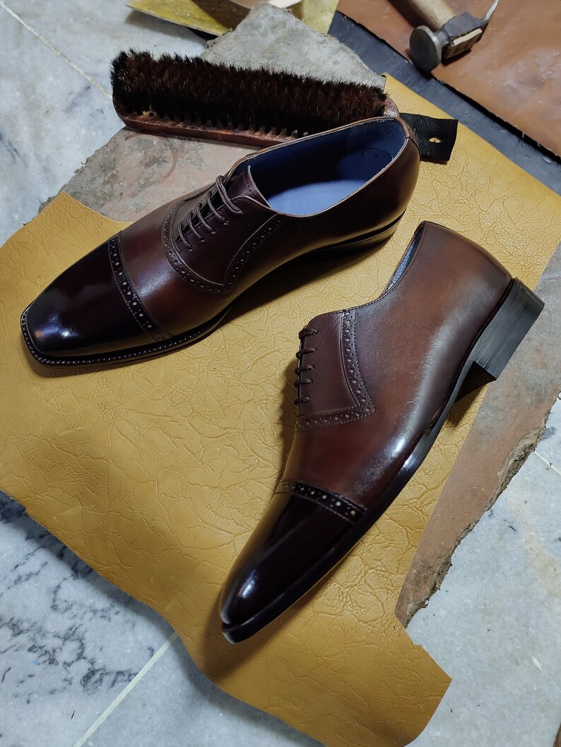 Handcrafted Men's Chocolate Brown Oxford Lace up Toe Cap Brogue Dress
