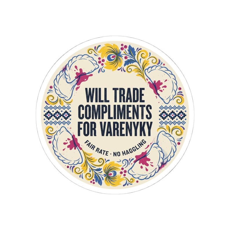 Ruil complimenten in voor een Varenyky-sticker, een grappige Oekraïense dumpling-sticker of een laptopsticker in volkskunststijl. afbeelding 7