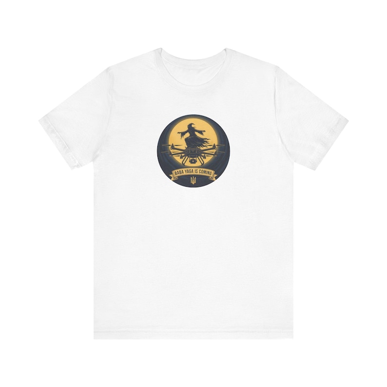 Baba Yaga Drone T-shirt | Oekraïne Nachtbommenwerper Folklore Heks Shirt | Slava Ukraini Cadeau afbeelding 1