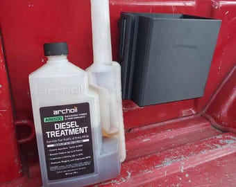 Magnetyczny uchwyt do przechowywania w skrzyni ładunkowej Archoil 40 uncji oleju napędowego