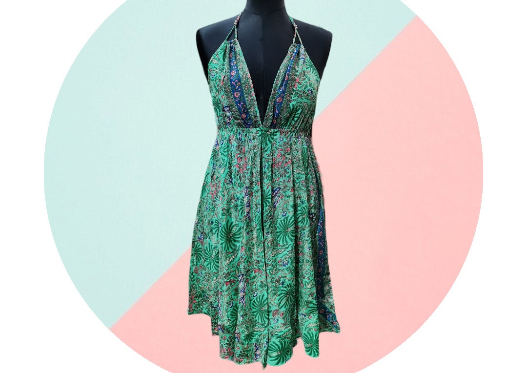 Noleggio Prezioso Abito indiano donna in stile Orientale - Sari da cer – NOLEGGIO ABITI, COSTUMI E ACCESSORI Noleggio Prezioso Abito indiano donna in stile Orientale - Sari da cer – NOLEGGIO ABITI, COSTUMI E ACCESSORI