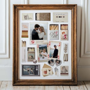 Peut inclure: Un collage encadré présentant divers souvenirs, notamment des boîtes d'allumettes, des photographies, des cartes à jouer, une cassette audio et un médaillon en forme de cœur. Les objets sont disposés sur un fond blanc dans un cadre en bois brun.