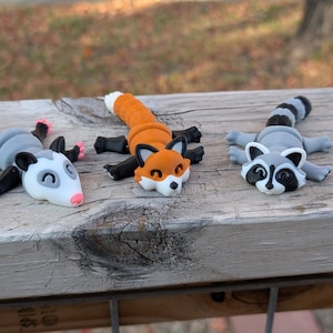 Fidget Spielzeug Gelenk Waldtiere | 3D Gedruckt, Waschbär, Opossum | Flexible Desk Buddy | Einzigartiges Geschenk für Naturliebhaber