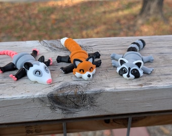 Fidget Toy Articulated Woodland Animals | 3D Printed, Raccoon, Opossum | Flexible Desk Buddy | Unique Nature Lover Gift