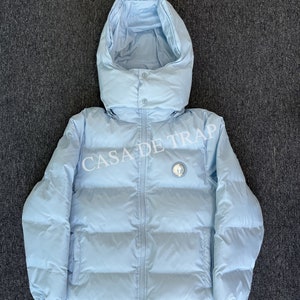 Trapstar Irongate Detachable Hooded Puffer Jacket in Blue image 2