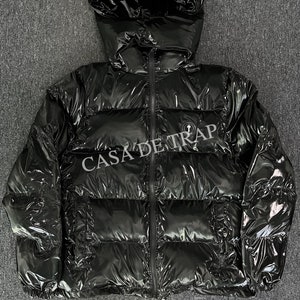 Trapstar Irongate Detachable Hooded Puffer Jacket in Shiny Black image 2