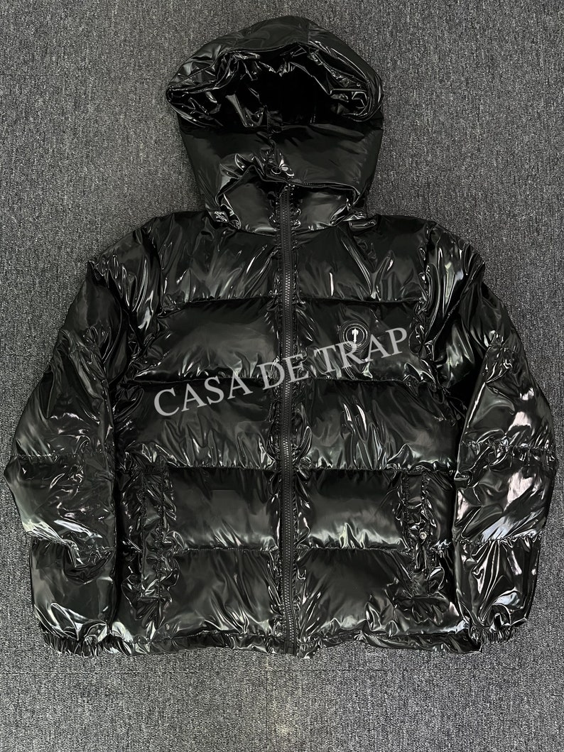 Trapstar Irongate Detachable Hooded Puffer Jacket in Shiny Black image 2
