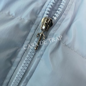 Trapstar Irongate Detachable Hooded Puffer Jacket in Blue image 9