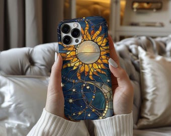 Funda para teléfono con estampado de vitral celestial, luna y estrellas, diseño de cielo estrellado en imitación de vitral, compatible con iPhone 16, 15, 14 y 13, y Samsung S24.