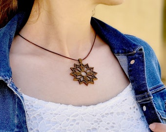 Wood Necklace Pendant | Clock Necklace Pendant | 3D Printed Necklace | Handmade Necklace | Gift for her | Handmade Jewelry | Gift for mom |