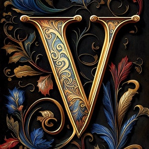 Może przedstawiać: Złota litera V z misternymi niebieskimi i złotymi wzorami kwiatowymi na czarnym tle.