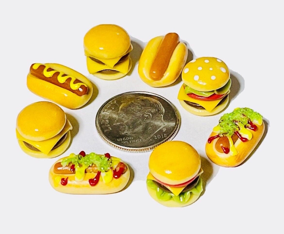 Case Delle Bambole Usate 4 Mini Hot Dog In PVC Per Case Delle Bambole Scala 1:12 - Accessori Alimentari In Miniatura Hot Dog In PVC Per Diorami Case Delle Bambole Usate 4 Mini Hot Dog In PVC Per Case Delle Bambole Scala 1:12 - Accessori Alimentari In Miniatura Hot Dog In PVC Per Diorami