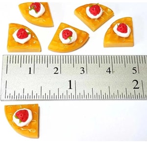 6pc Miniature Original Waffle 1/4 Round Lot 1;6-1;12 Scale