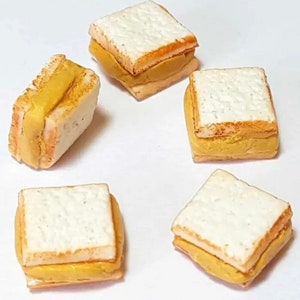 5pc Miniature Peanut Butter Sandwich Lot 1;6-1;12 Scale