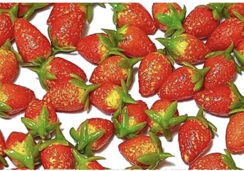 5pc Miniature Strawberry Fruit Lg Lot 16-112 Scale image 2