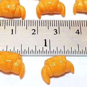 5pc Miniature Croissant Lot 1;6-1;12 Scale
