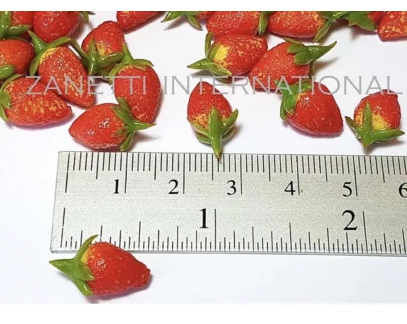 5pc Miniature Strawberry Fruit Lg Lot 16-112 Scale image 1