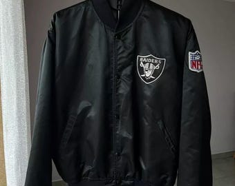 Los Angeles Oakland Raiders NFL Satin Bomber Jacket Vintage Starter Proline Men&#39;s Jacket Black High Quality Satin Jacket.