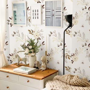 Dainty Flower Removable Wallpaper, Watercolour Peel and Stick Mural, Floral Nursery Accent Wall, Boho Botanical Wallcovering, 033