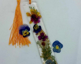 bookmark, pressed flowers, gift for book lovers, gift for a student, birthday surprise, eco gift