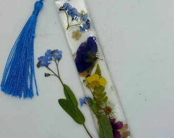 bookmark, pressed flowers, gift for book lovers, gift for a student, birthday surprise, eco gift