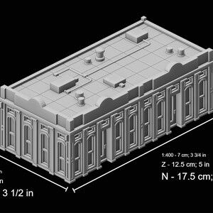 Pu&ograve; includere: Un modello 3D stampato in grigio di un edificio con un tetto piatto e pi&ugrave; finestre. Il modello &egrave; lungo 17,5 cm, largo 12,5 cm e alto 8,5 cm.