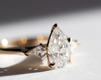 Three Stone 3 CT Pear Cut Moissanite Engagement Ring, Pear Cut Engagement Ring, Three Stone Ring, Three Stone Ring For Her