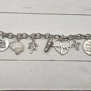 Silber Krankenschwester / RN Bettelarmband