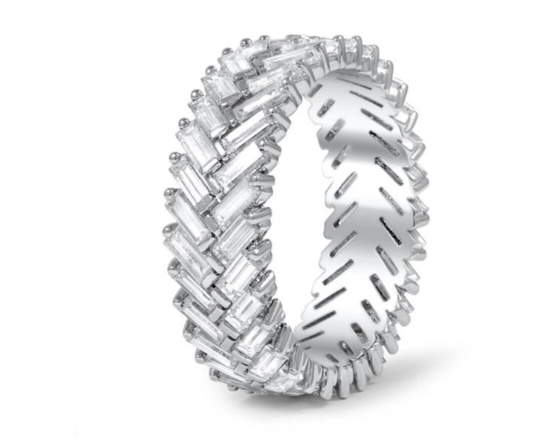 Chevron Ring / Sterling Silver CZ Chevron Ring / V Shaped Stackable ...