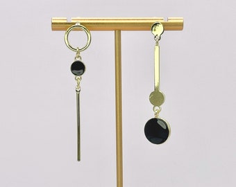 Mismatched Dangle Earrings, Black and Gold Drop Earrings, Mismatched Earrings, Mismatched Jewelry, Asymmetric Earrings, Earrings for Work