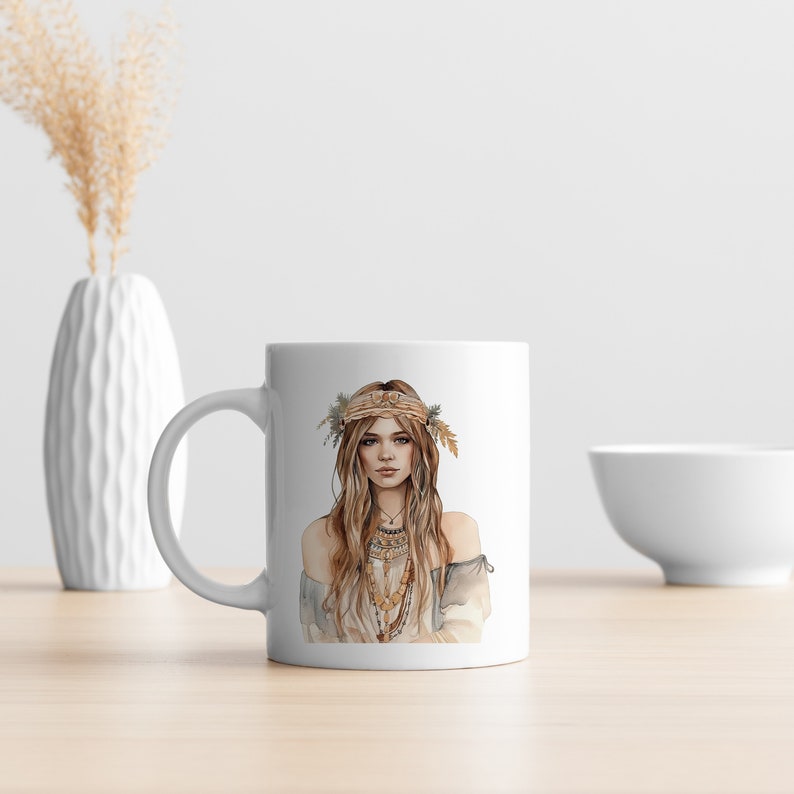 Puede incluir: Taza de cer&aacute;mica blanca con una ilustraci&oacute;n colorida de una mujer con cabello largo y casta&ntilde;o que lleva una corona de flores y un collar de varias capas.