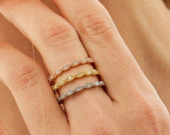 14K Solid Gold Diamond Ring / Stackable Rings for Women / Wedding Ring Women / Wedding Bands Women / Engagement Ring
