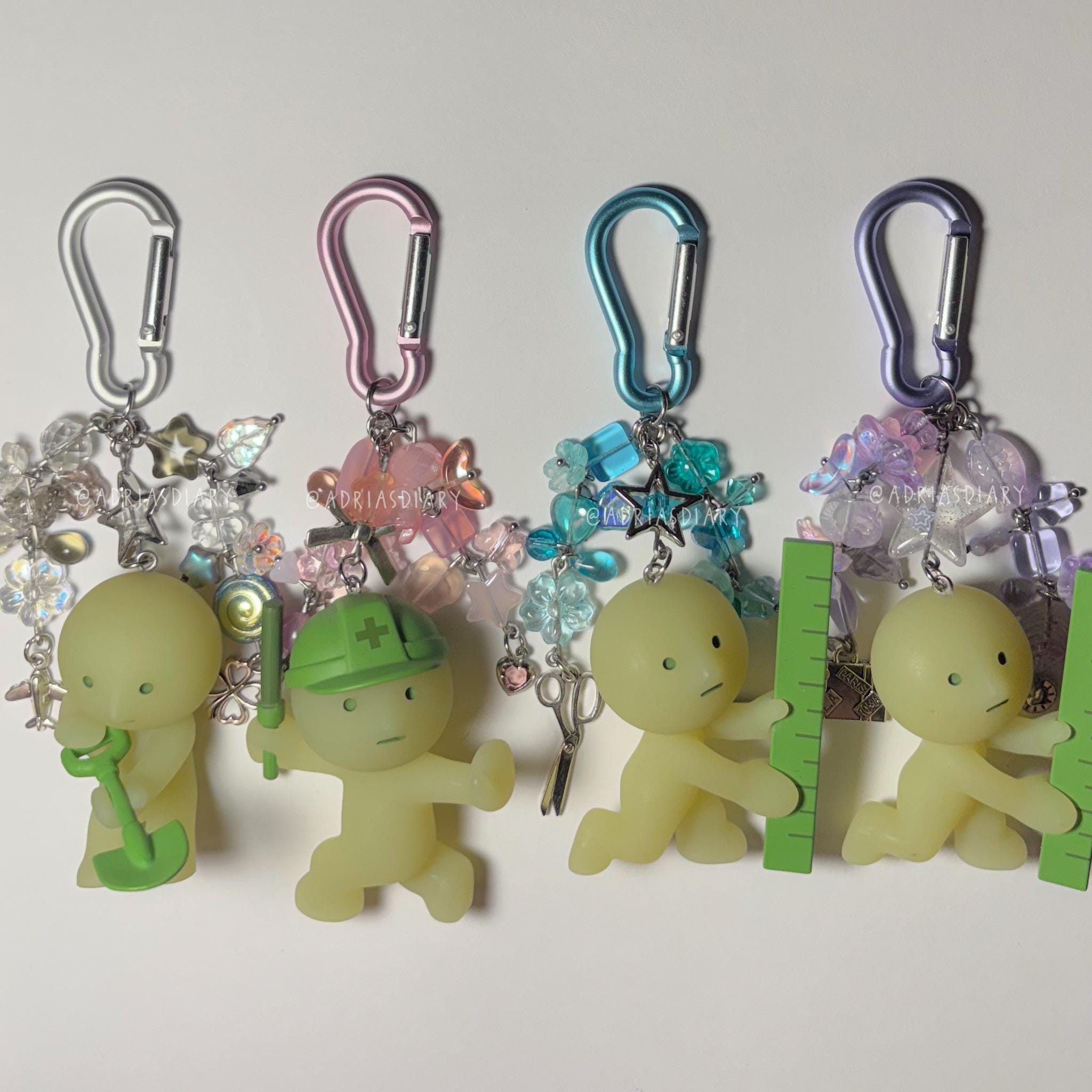 Smiski keychain - Etsy 日本