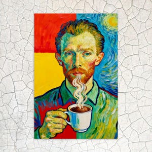 Könnte beinhalten: Ein lebendiges Gemälde eines Mannes mit rotem Bart und grünem Hemd, der eine weiße Kaffeetasse hält. Der Hintergrund ist in rote, gelbe und blaue Abschnitte unterteilt, mit einem wirbelnden Himmel. Stil erinnert an Van Gogh.