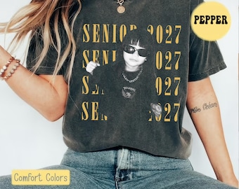 Personalised Vintage Photo And Year Senior Shirt: Custom Graduate Picture Shirt, Class of 2027 Graduation Gift, Retro Senior Boy Girl Shirt