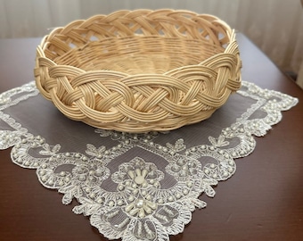 FUNCTIONAL ELEGANCE Wicker and Bread Basket, handmade, artisanal , eco friendly, rustic style, daily use, gift, stylish design basket