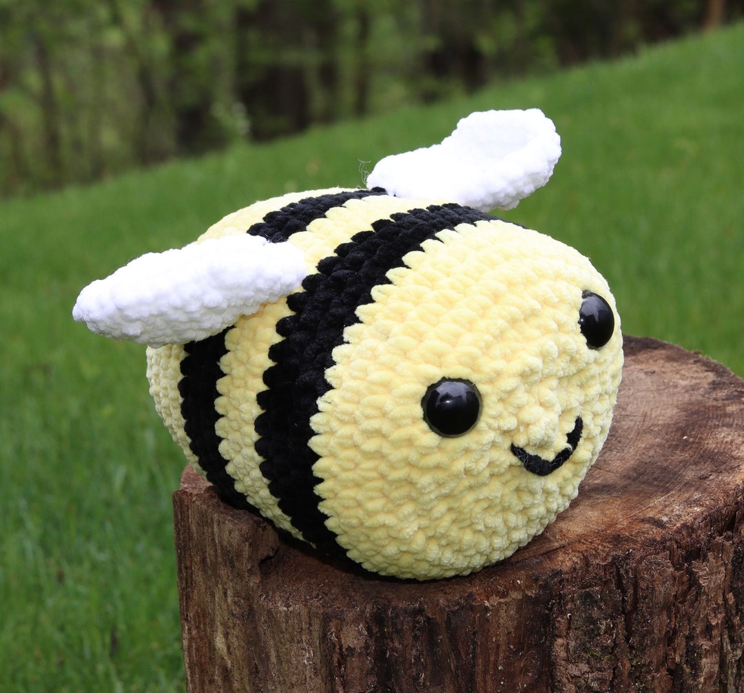 Honey the Bee: Plush Fluffy Yarn Stuffed Animal - Etsy
