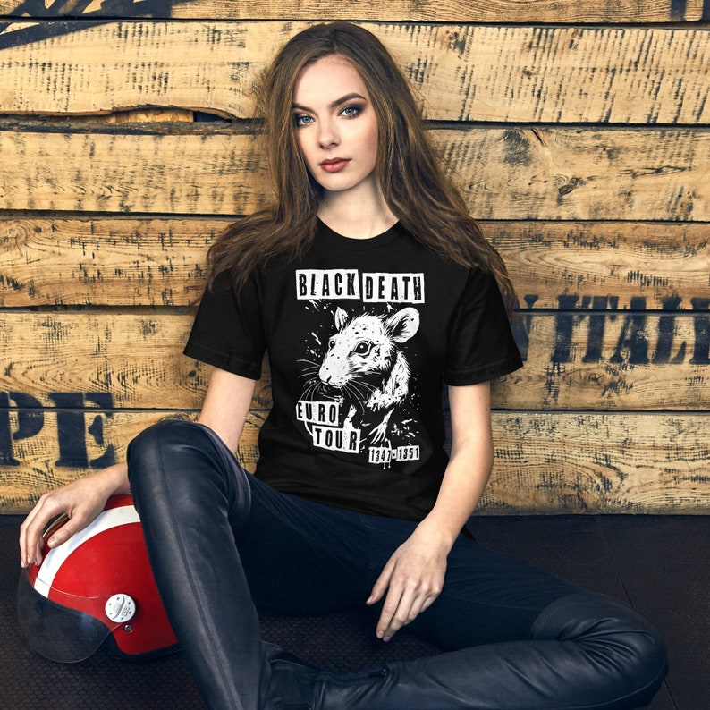 Medieval Black Death Rat Shirt | Black Death T-Shirt | Medieval Rat Shirt | Gothic Grunge Shirt | Horror Goth Aesthetic | European History