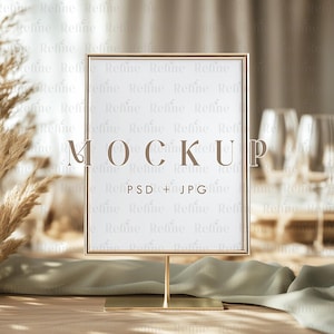 8x10 Mockup de placa de mesa, Mockup de placa de casamento, Sinalização de cartão de número de mesa, Mockup de moldura dourada, Mockup de placa de mesa de casamento Objeto inteligente PSD