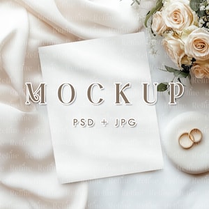 Mockup de jornal de casamento, PSD de jornal dobrado, mockup de exibição de programa de jornal boho, mockup de papel de carta em branco minimalista e elegante para casamento