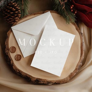 Christmas Card Mockup, 5x7 Holiday Card Mockup, Christmas Greeting Card Mockup, Minimalist Modern  Holiday Postcard Mockup, PSD Smart Object