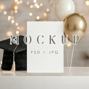 Mockup afstudeerkaart, uitnodiging voor afstudeerfeest PSD, 5 x 7 uitnodigingsmodel, minimale wenskaartweergave, bewerkbare kaartsjabloon PSD slim object