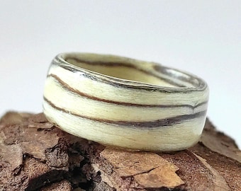 Handmade White Ice Tree Wood Ring – Minimalist Bentwood Wedding Band For Men And Women – Custom Personalized Water-Resistant Ring