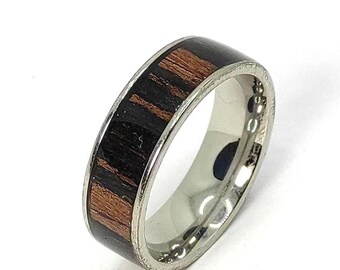 Handcrafted Men's Ebny and Metal Ring - Unique Wooden Jewelry for Him - Ebony and Metal Ring