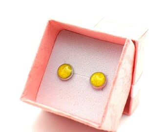 Beautiful small earrings, 6mm wide, in a magical yellow color, Hypoallergenic nickel-free, surgical steel, stud earrings, Everyday wear