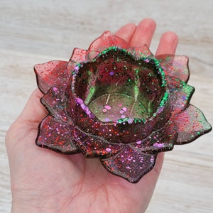 Resin Tealight Holders Set, Set of Two Candle Holders, Table Decor, Tealight Holder, Lotus Flower Resin, Resin Flower Candle, Zen Tealight